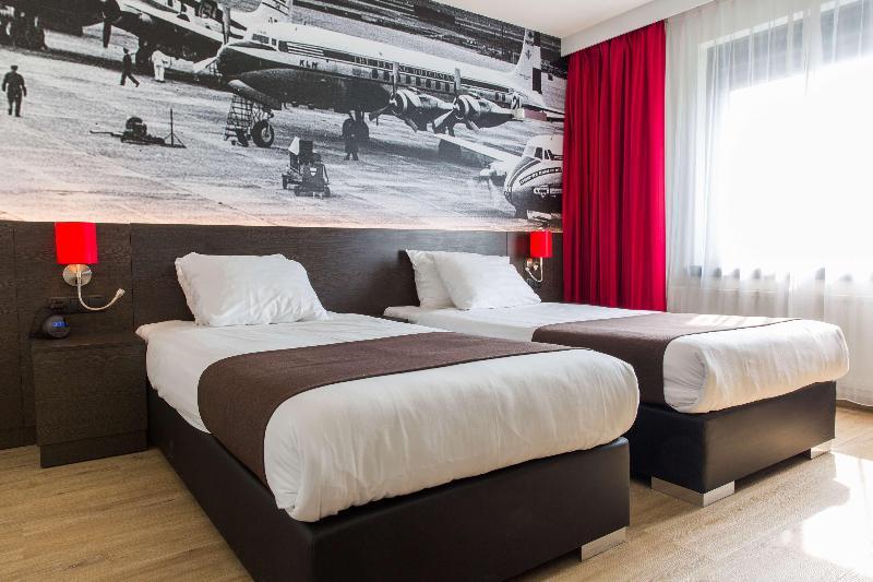 Best Western Plus Amsterdam Airport Hotel Hoofddorp Room photo
